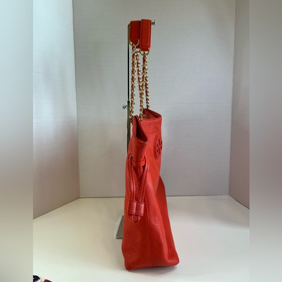 Tory Burch Marion Red/Orange Slouchy Tote w/Dust Bag - Picture 4 of 16